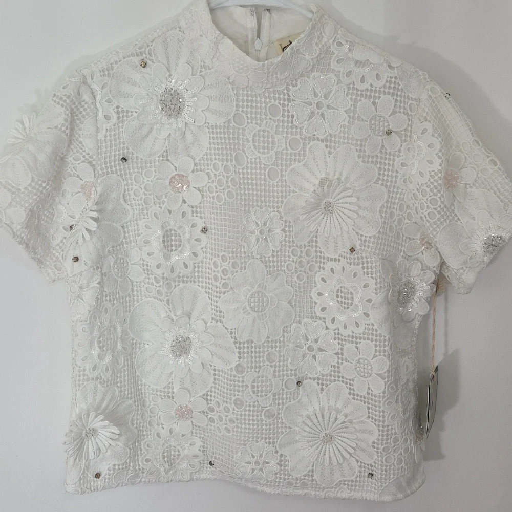 La Fuori 2 Piece Short Set White Beaded Sequin Size Large NWT - Picture 2 of 11